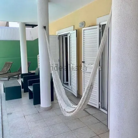 Apartamento Com Piscina Entre Lisboa E Cascais Para 10 Pessoas *