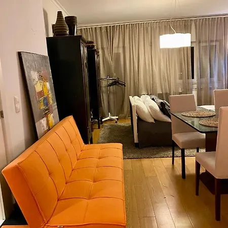 Familiar Com Piscina Privada Pensión Caxias