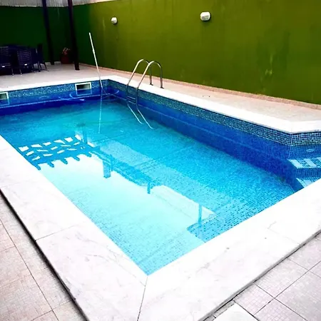 Flat Near The Beach With Pool For 8 *