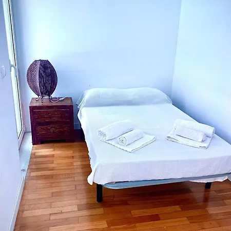 Πανσιόν Flat Near The Beach With Pool For 8