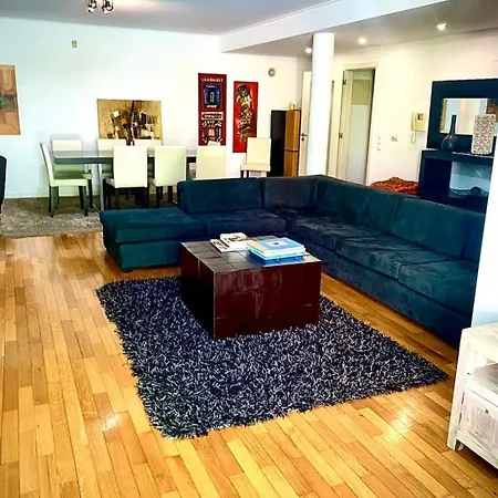 Flat Near The Beach With Pool For 8 Πανσιόν *