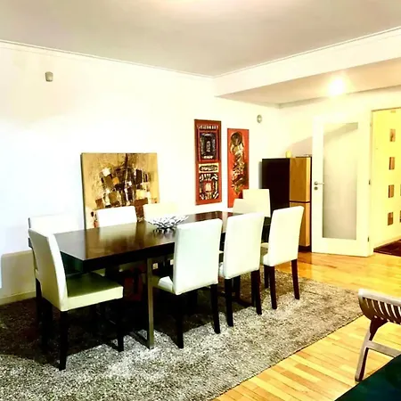 Flat Near The Beach With Pool For 8 * Caxias