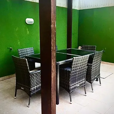 Apartamento Com Piscina Entre Lisboa E Cascais Para 10 Pessoas Vendégház Caxias